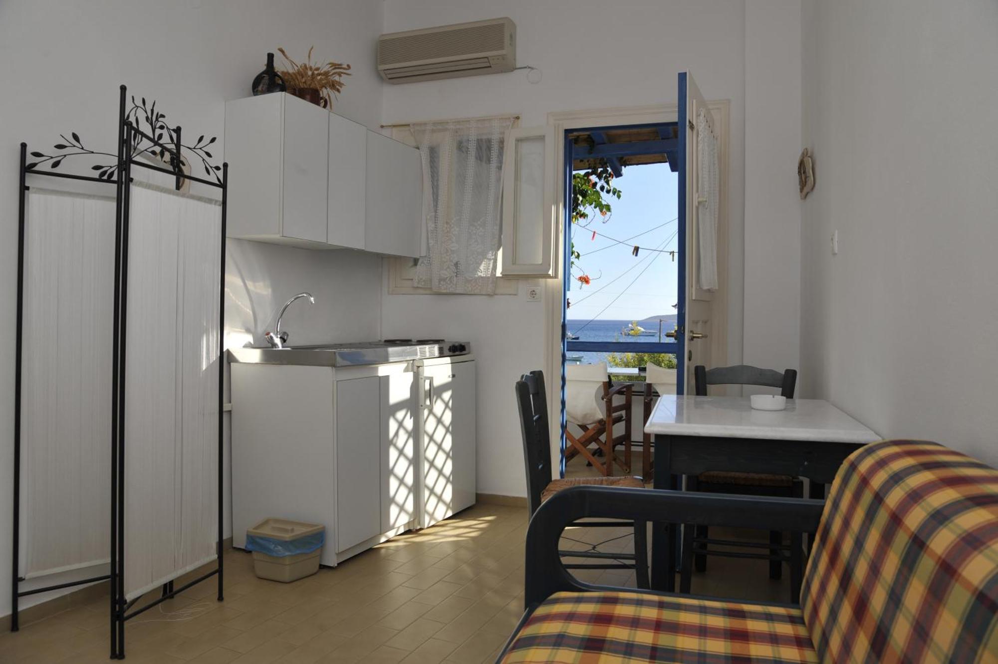 George'S Beach Studios Aliki  Phòng bức ảnh